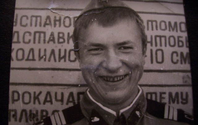 Мужики! Давайте свои фото в армии и сейчас!