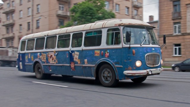 На случай зомби-апокалипсиса: тест-драйв автобуса Skoda 706 RTO