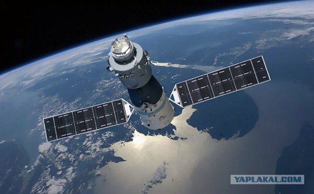 Китайская орбитальная станция падает на Землю