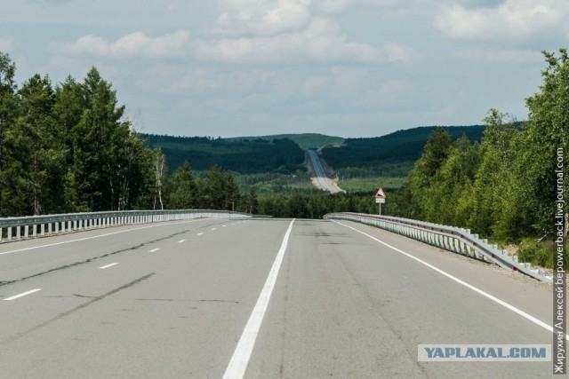 Есть ли дороги в России? Проехал до Магадана на машине и посмотрел