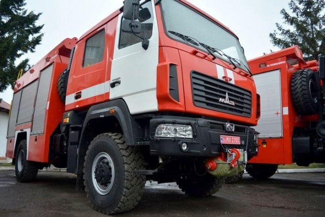 Всегда! Слышите? Всегда уступайте дорогу бойцам пожарной охраны