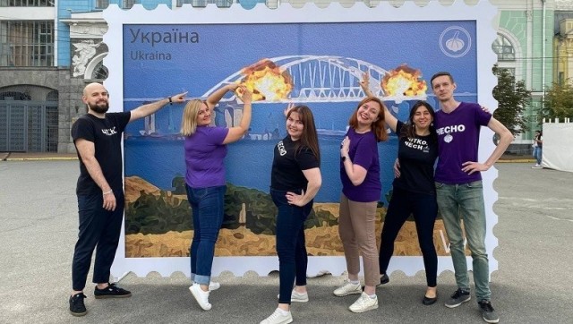 В Ейске на жилой дом упал самолёт