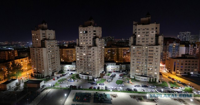 «Открываешь окно и теряешь рассудок» Россияне скупают квартиры в небоскребах, а потом спешно их продают.