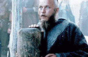 А девушка - молодец