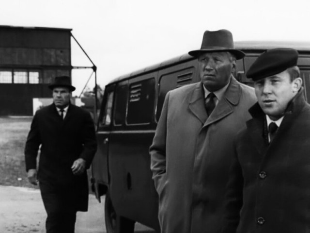 Оборотни против вампиров. Ужастики! Читаем рассказы и голосуем