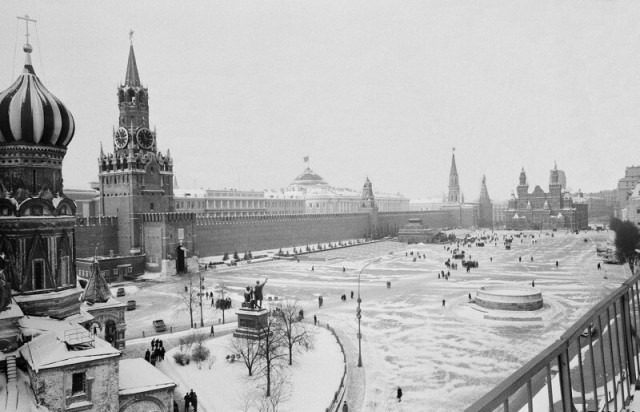 Москва и москвичи. Двадцатый век. 12.05.25