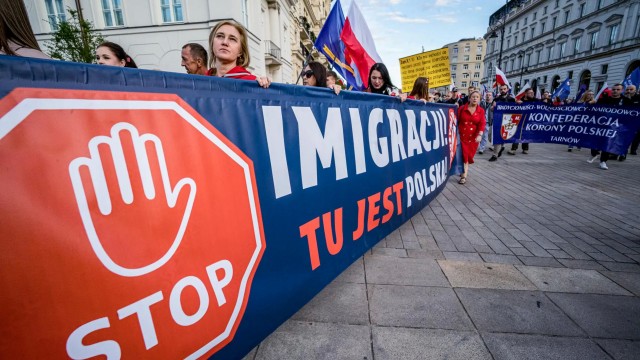 Венгрия будет ежедневно платить ЕС штраф €1 млн за отказ принимать мигрантов