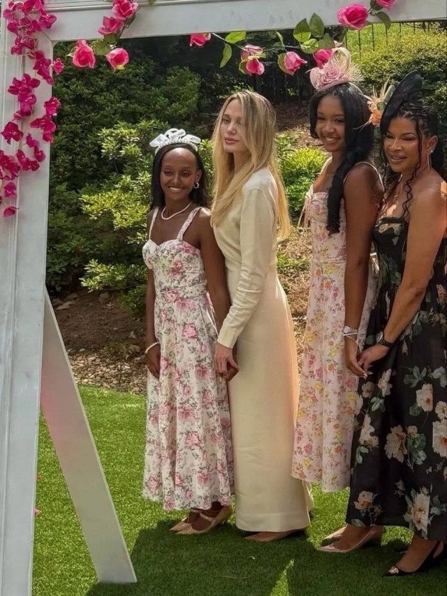 Анджелину Джоли не узнали на новых кадрах из колледжа дочери