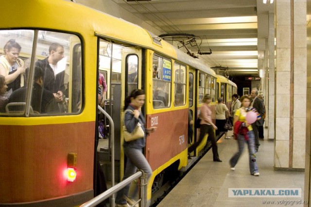 Вагоны метро разных стран