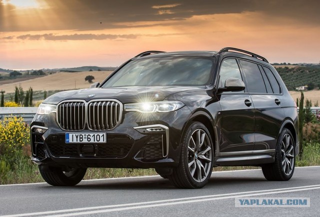 BMW X7: жалоба на подвеску после резкого перестроения