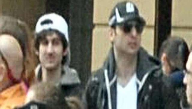 У гроба Папы Иоанна Павла II