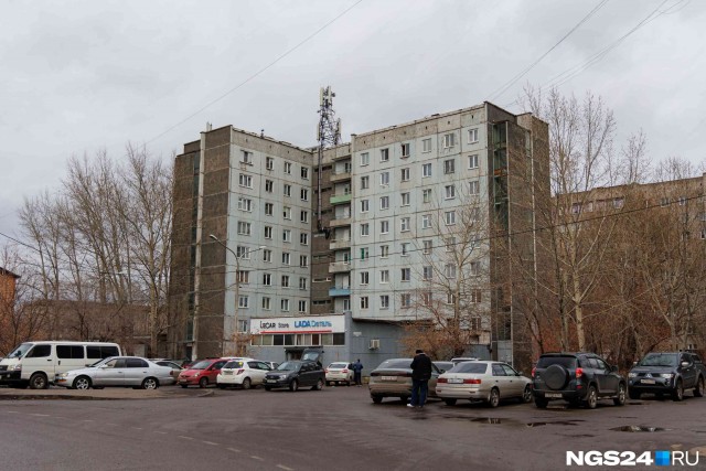 Как живут люди в красноярской общаге, которую все обходят стороной