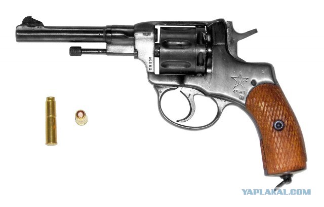 Черная Пятница и Smith & Wesson Model 29-2