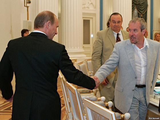 Андрюху достали.