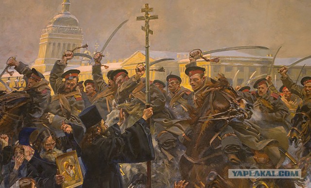 Крестный ход под портретом Николая II в Петербурге