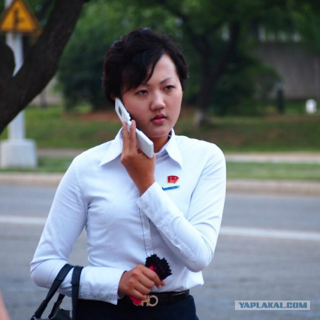 Болельщицы из КНДР прибыли на Олимпиаду в Южную Корею