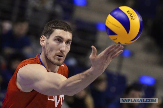 Сильный соперник попался на чемпионате по пощечинам