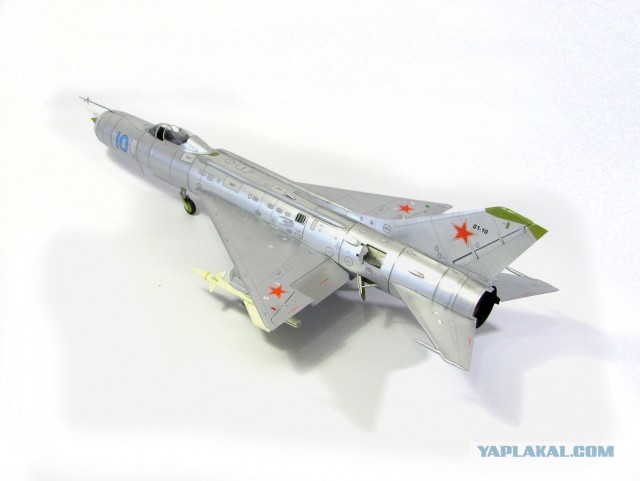 Су - 11. Модель самолета из бумаги