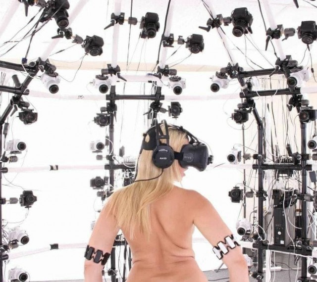 Съемки VR порно, выглядят довольно странно