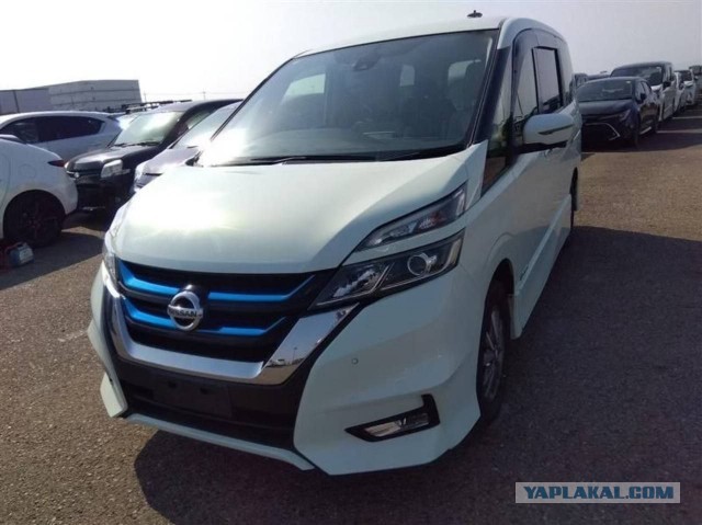 АвтоВАЗ поднял цены на Ладу Гранту. Прибавка до 119 000 рублей
