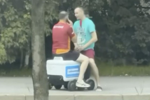 Мир не без добрых людей