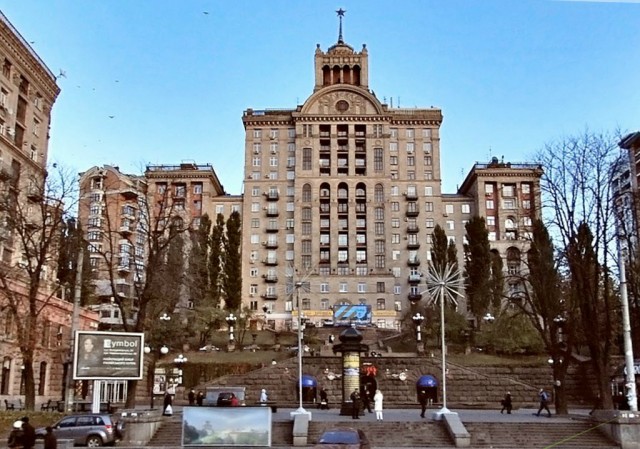 О происхождении сталинских высоток