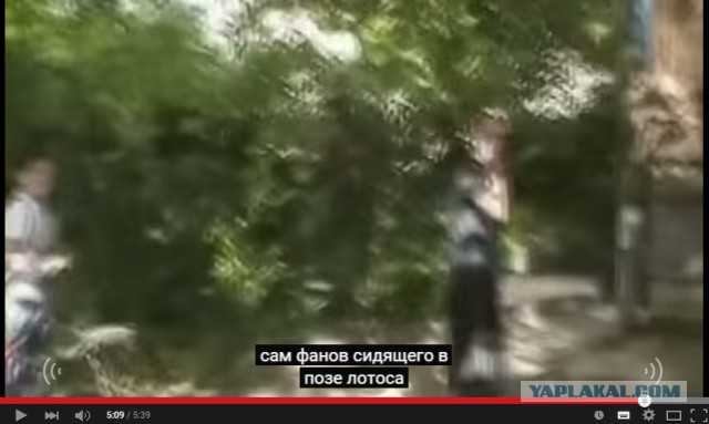 Парень заступился за женщину