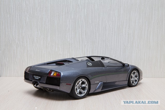 Lamborghini в масштабе 1:18