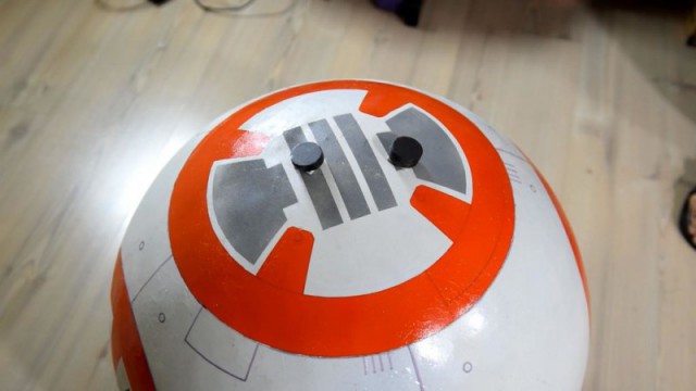 Филиппинский подросток собрал копию робота BB-8 из «Звездных войн»