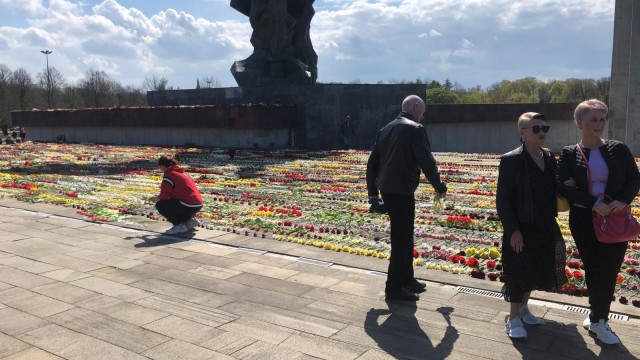 Памятник Победы, Латвия, Рига