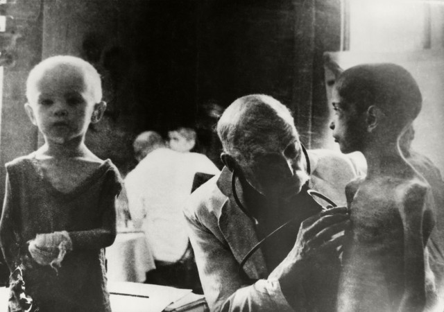 Я ведь умру, умру, а так хочется жить, уехать, жить, жить!Блокадный дневник Юры Рябинкина.