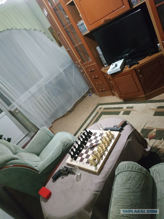 Их закрыли
