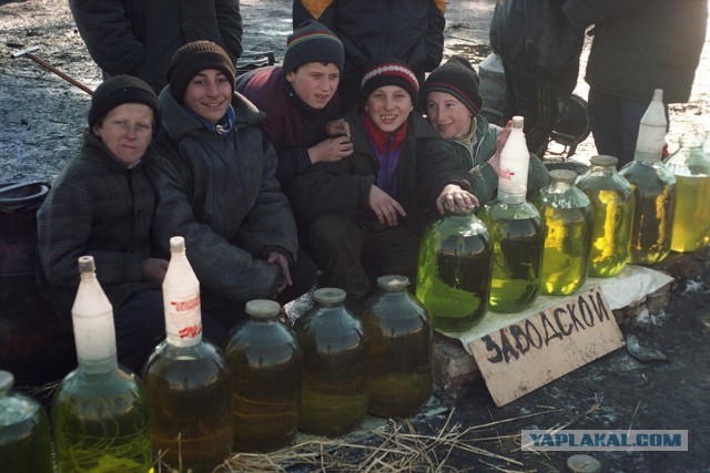 Уникальный индонезийский опыт нефтедобычи вручную...