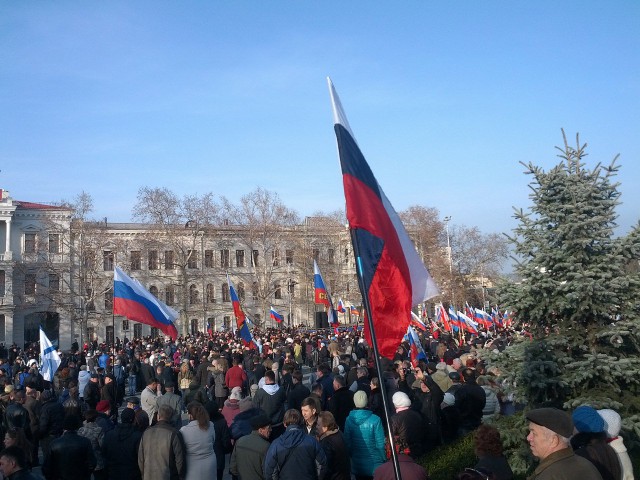 Митинг в Севастополе