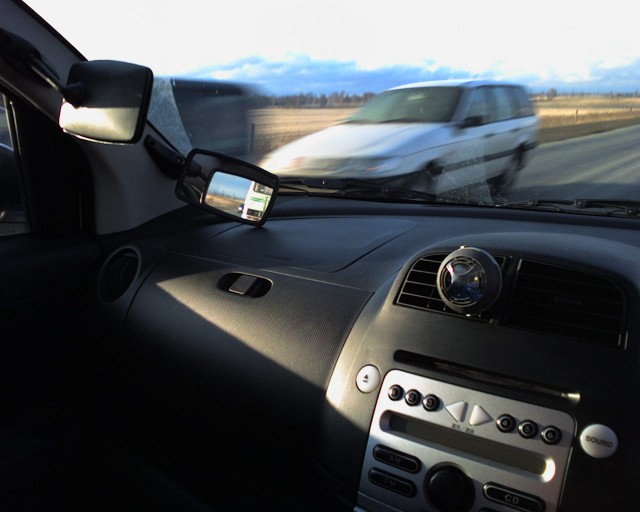 Nissan Leaf- недорогая японская "почтиТесла"