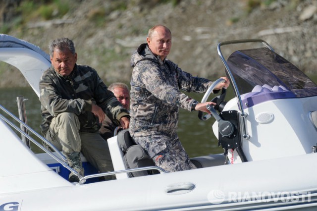 «И снова русские» сломали авианосец