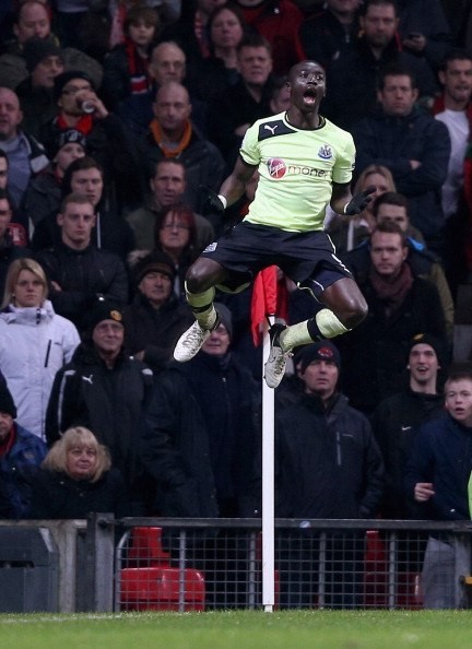 Фотожаба: Футболист на шесте