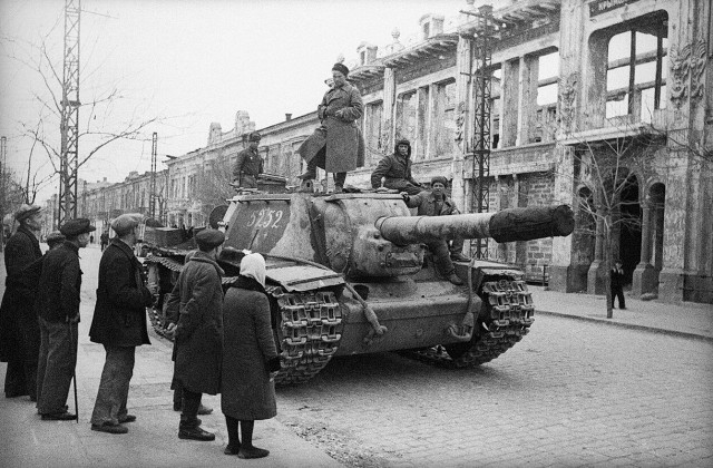Фотограф Евгений Халдей