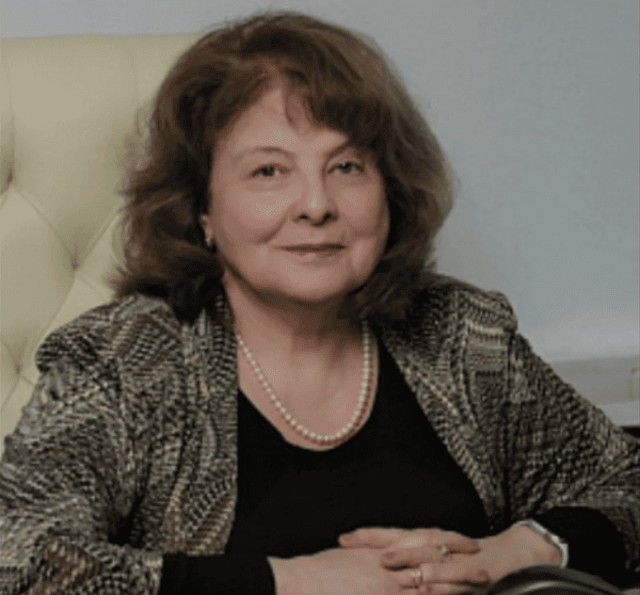 Студентка Туркменского политехнического института Лейла Абукова, 1970 год, СССР