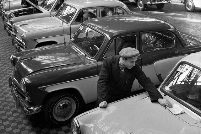 Москва и москвичи. Двадцатый век. 03.08.25