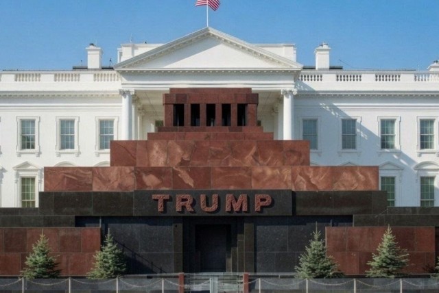 Помимо величайшего пизд..бола,он еще и