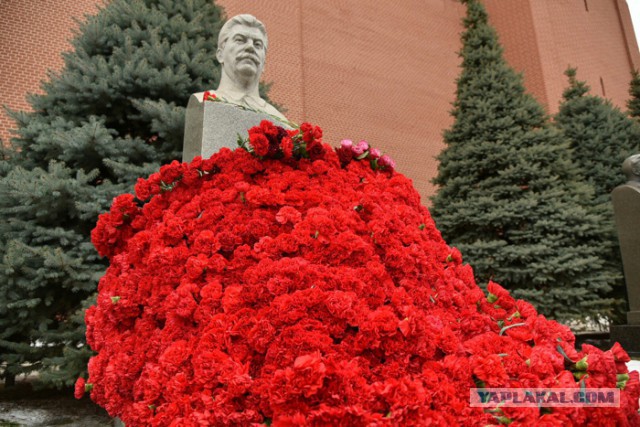 Наконец то замироточил бюст