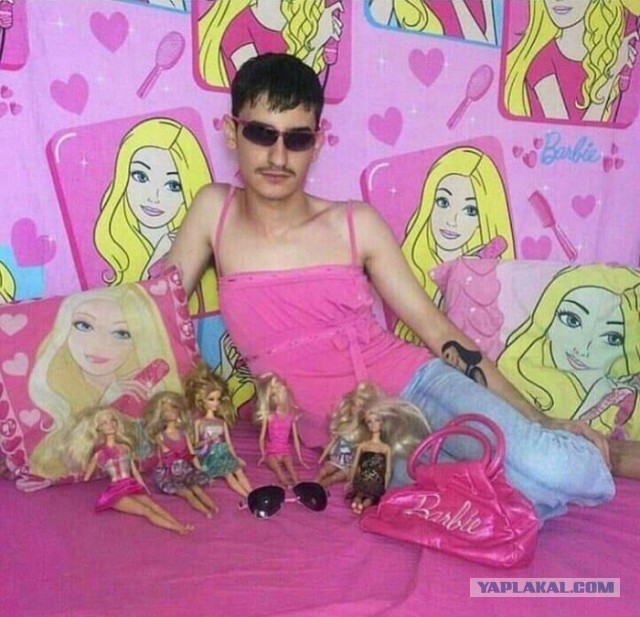Не усики, а пропуск в трусики. Фотографии истинных мачо