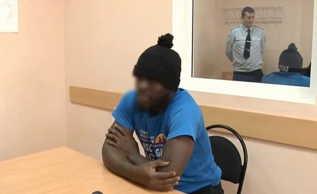 В Санкт-Петербурге 21-летнего чернокожего юношу из Марокко задержали по подозрению в изнасиловании 19-летней россиянки в отеле