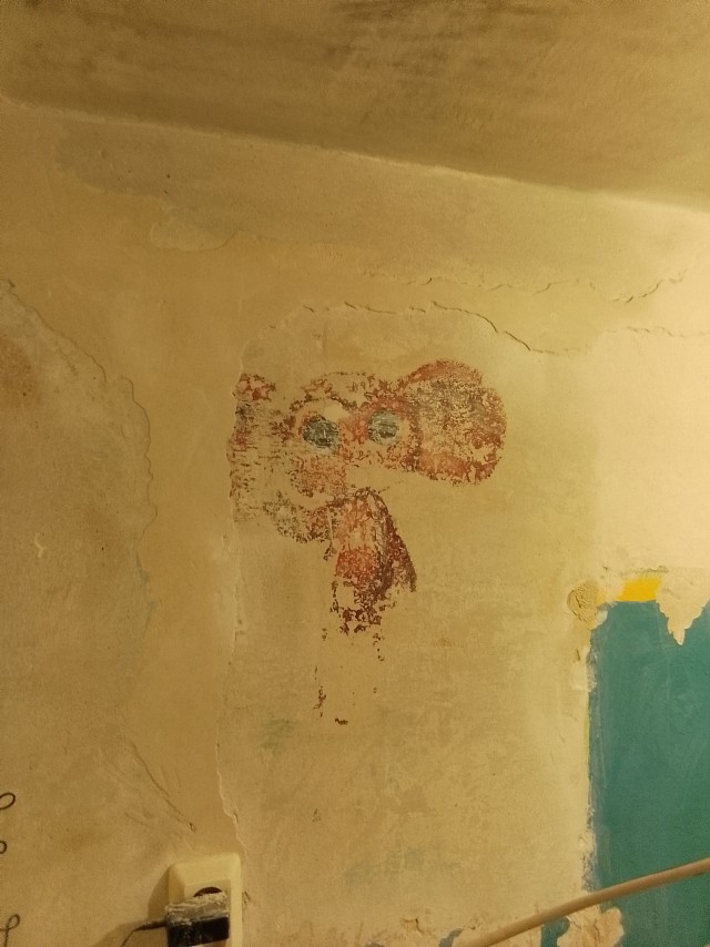 Специалисты по искусствоведению есть?