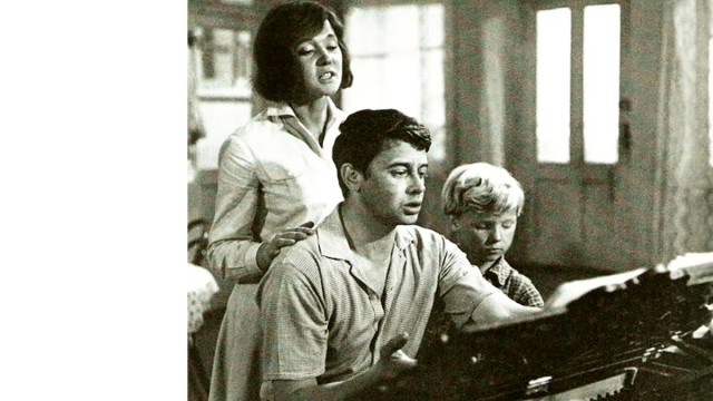 Сегодня день рождения великого актёра. Ему могло бы исполниться 85