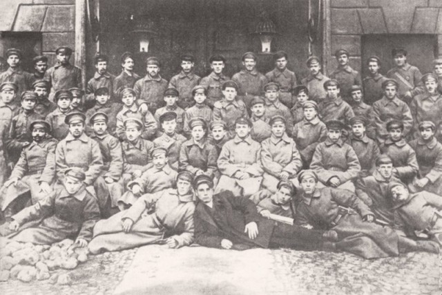 Почему латышских стрелков, охранявших Ленина, в 1937-м объявили шпионами