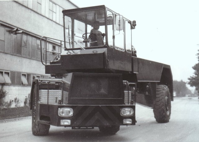 Игра на ЯПе: Угадай АВТО-8