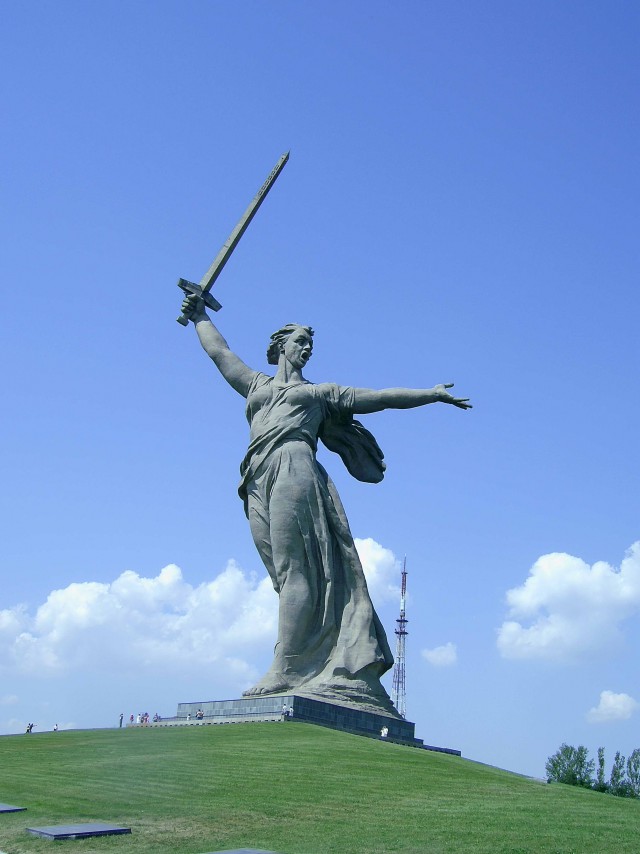 Вершина статуи "Родина-мать"