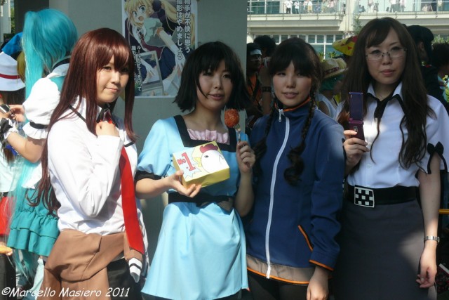 Девчонки с 80 Comiket'a ! (ну и немного парней)